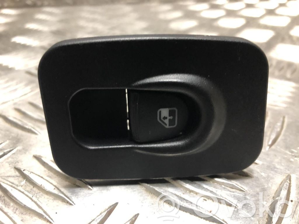 Lancia Ypsilon Electric window control switch 