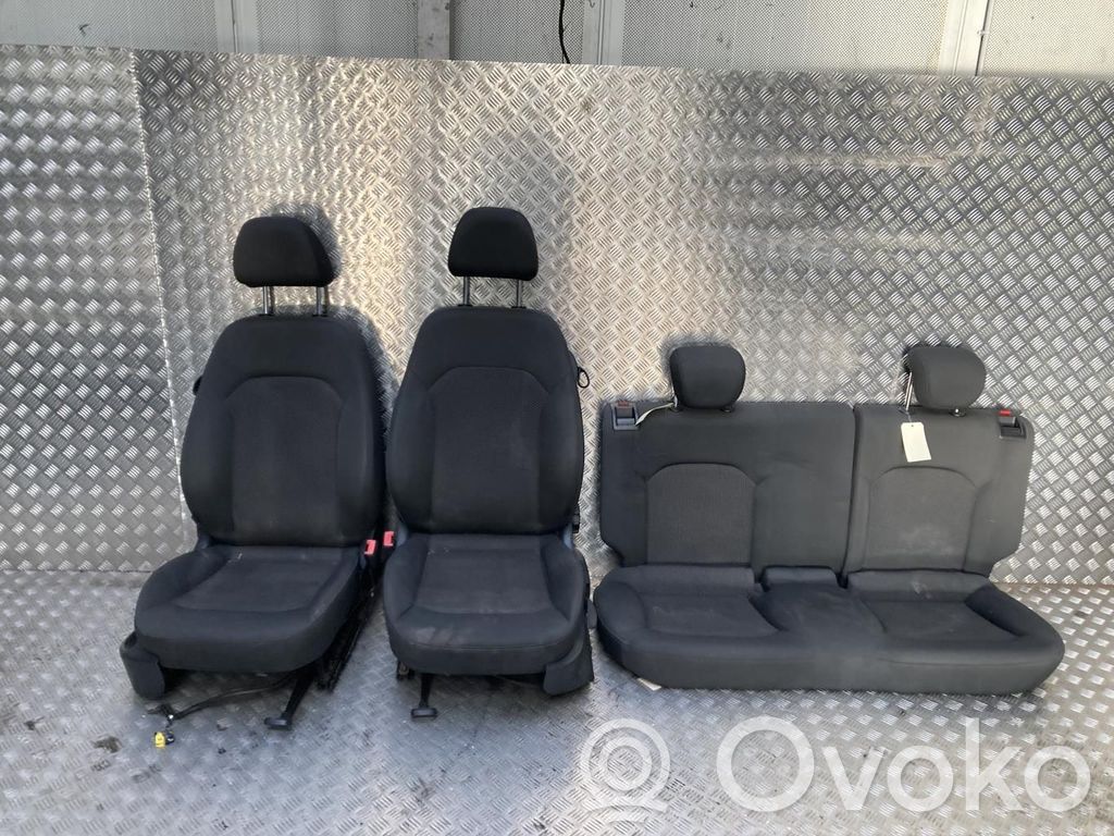 Interior set   8X0885405AOG,8X0885405AOG