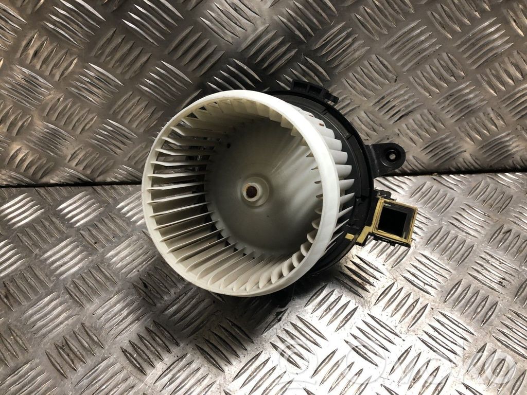 Citroen Berlingo Mazā radiatora ventilators 