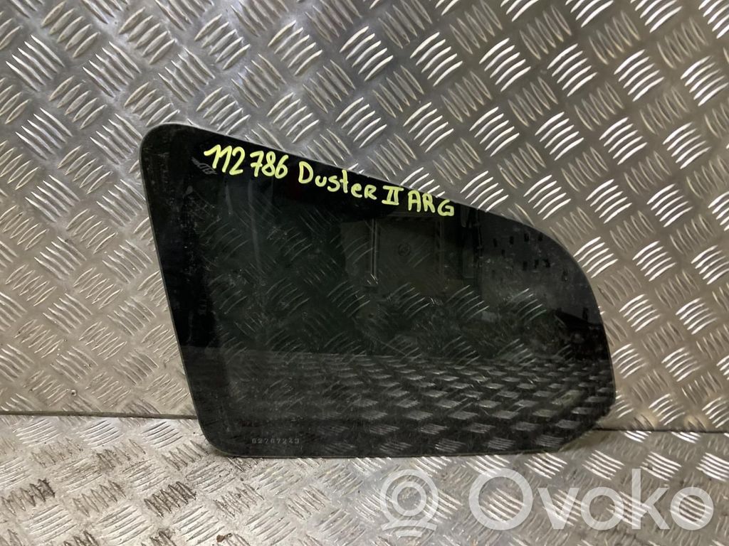 Vidrio lateral trasero   833070057R,833070057R