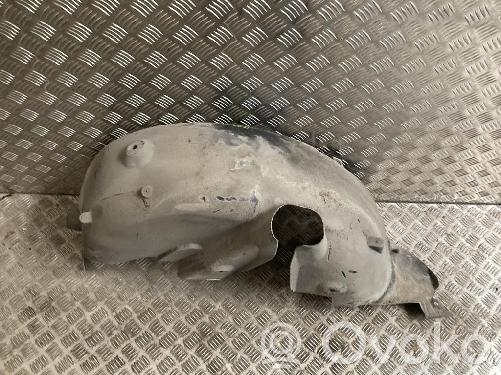 Renault Clio III Rivestimento paraspruzzi parafango posteriore