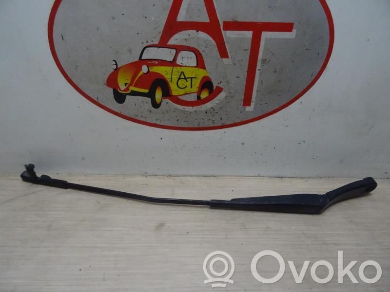 Volkswagen Golf V Bras d'essuie-glace avant
