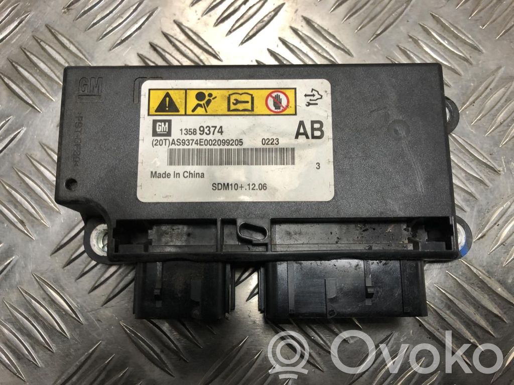 Chevrolet Orlando Unitate/modul de comandă airbaguri 