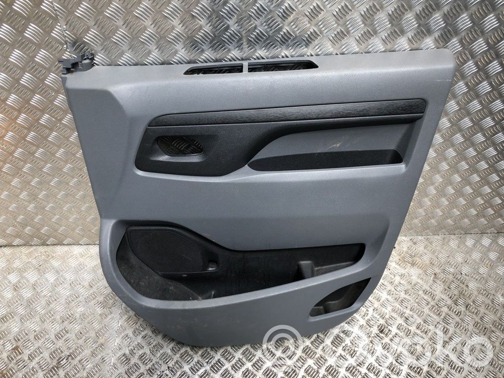 Citroen Jumpy Etuoven verhoilu 
