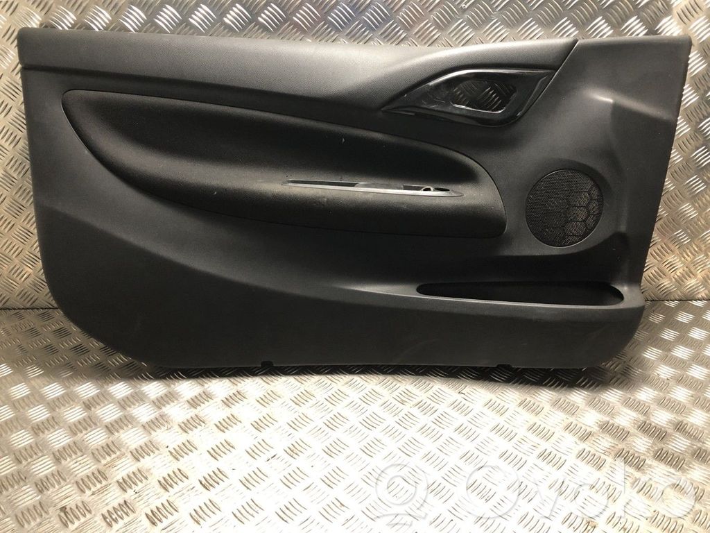 Citroen DS3 Etuoven verhoilu 