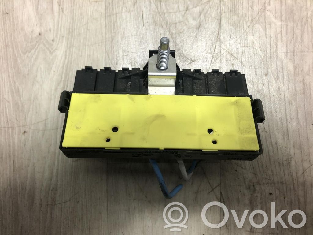 Fuse box set   9807028780,9807028780