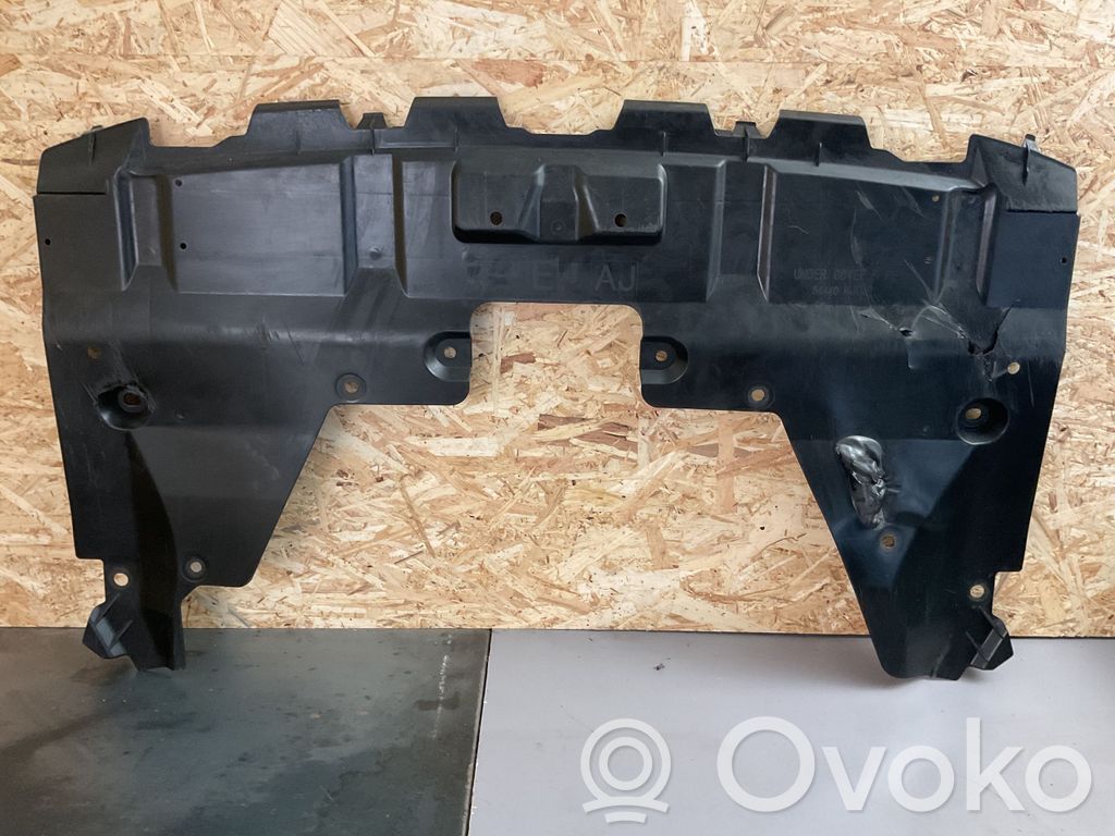Subaru Legacy Engine splash shield/under tray 