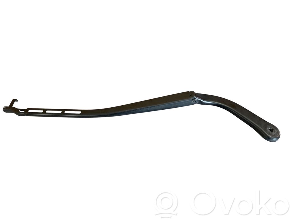 BMW 3 E90 E91 Front wiper blade arm 