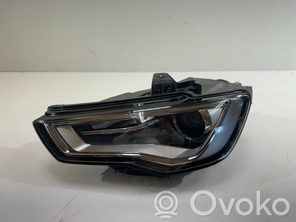 Audi A3 S3 8V Headlight/headlamp 