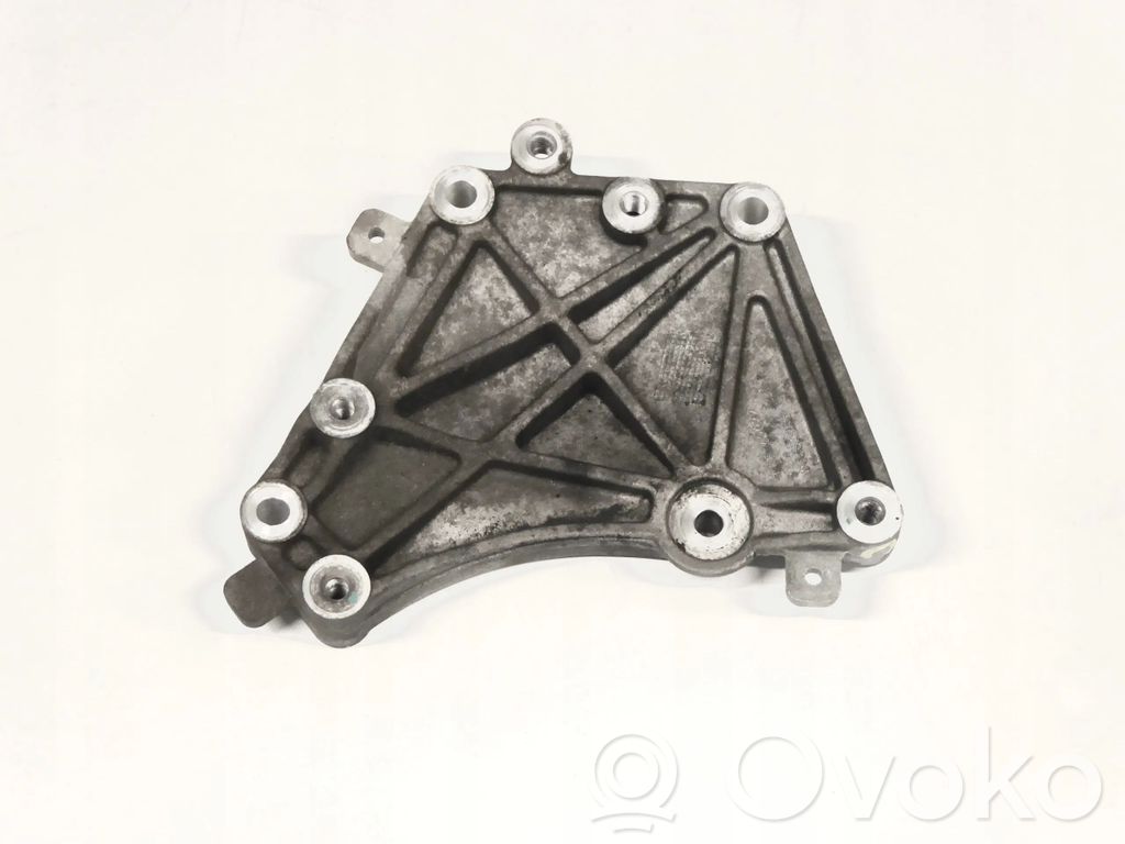 Opel Meriva B Engine mount bracket 