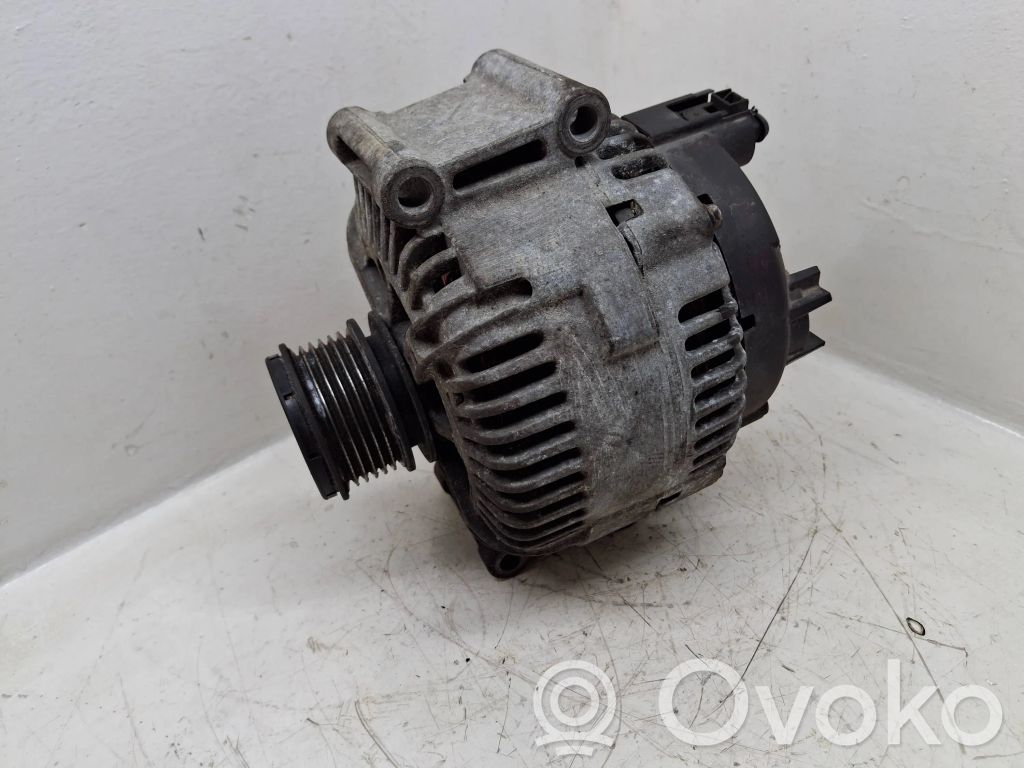 Audi A6 S6 C6 4F Alternador 