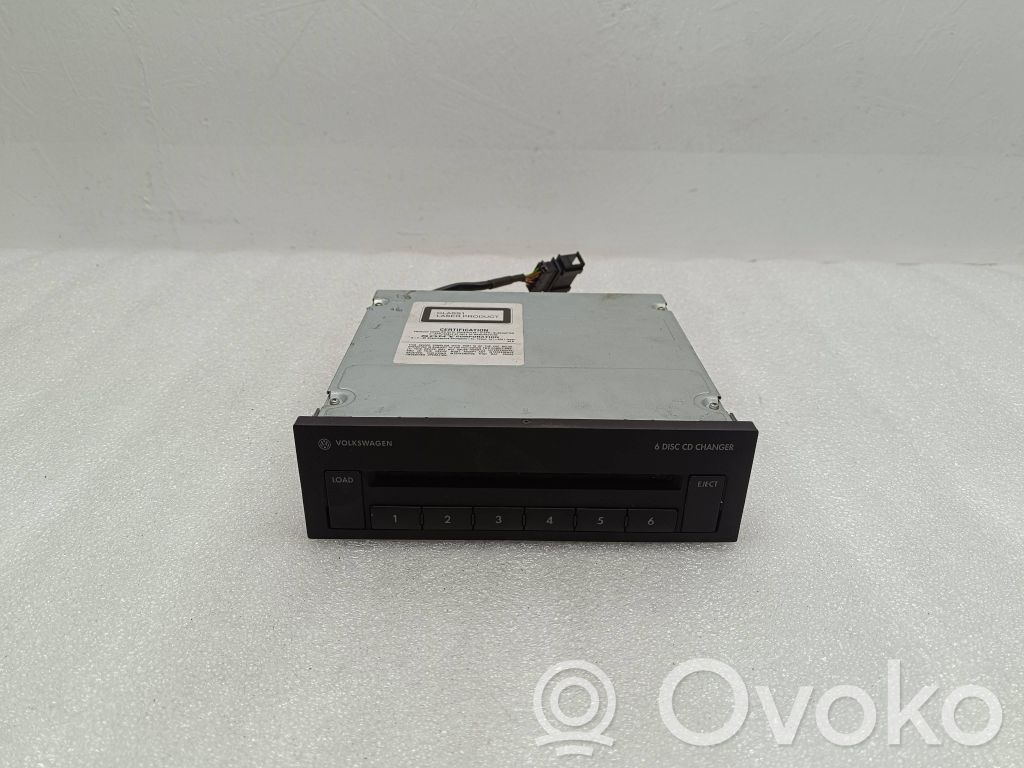 Volkswagen Golf V Zmieniarka płyt CD/DVD 
