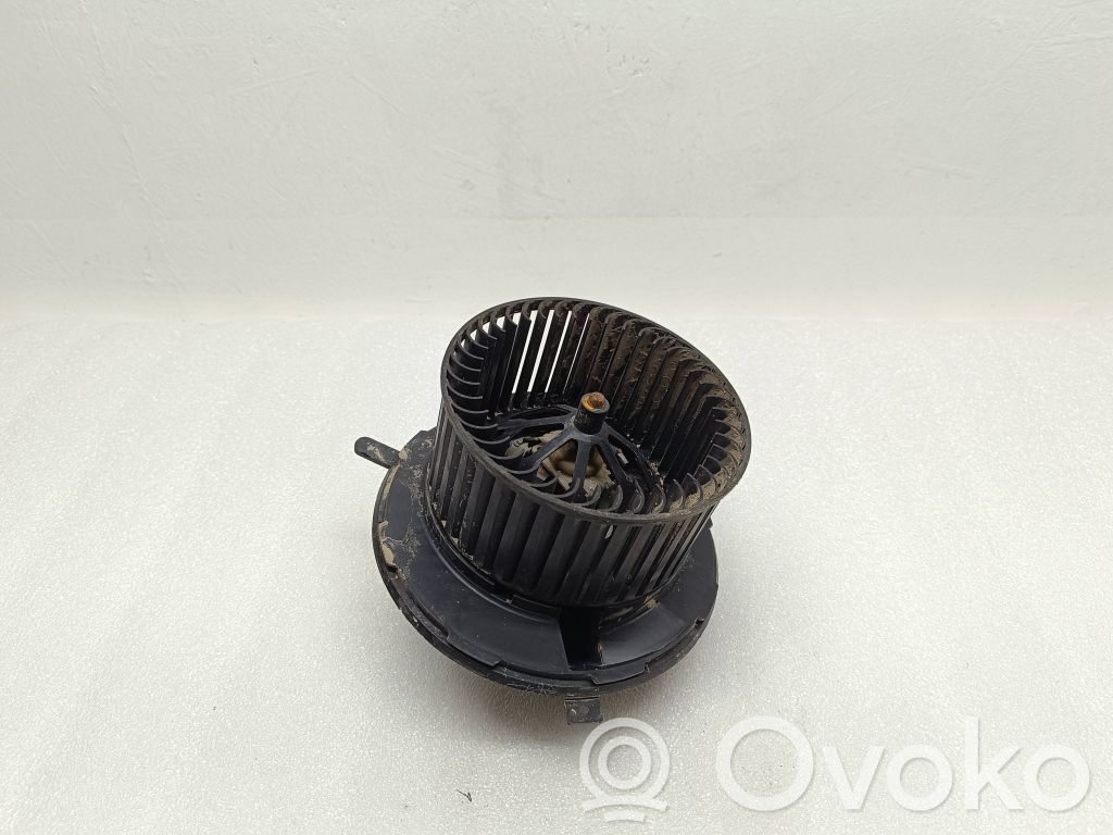Skoda Octavia Mk2 (1Z) Heater fan/blower 