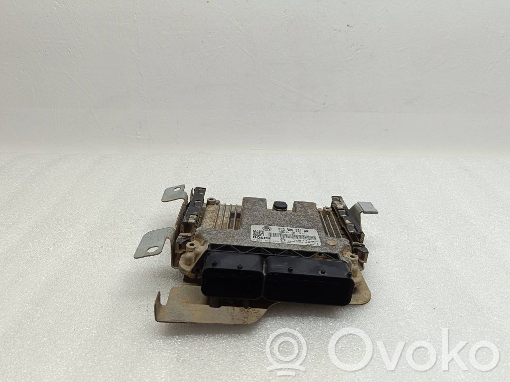 Engine control unit/module   03G906021AR,1039S11562,0281012469