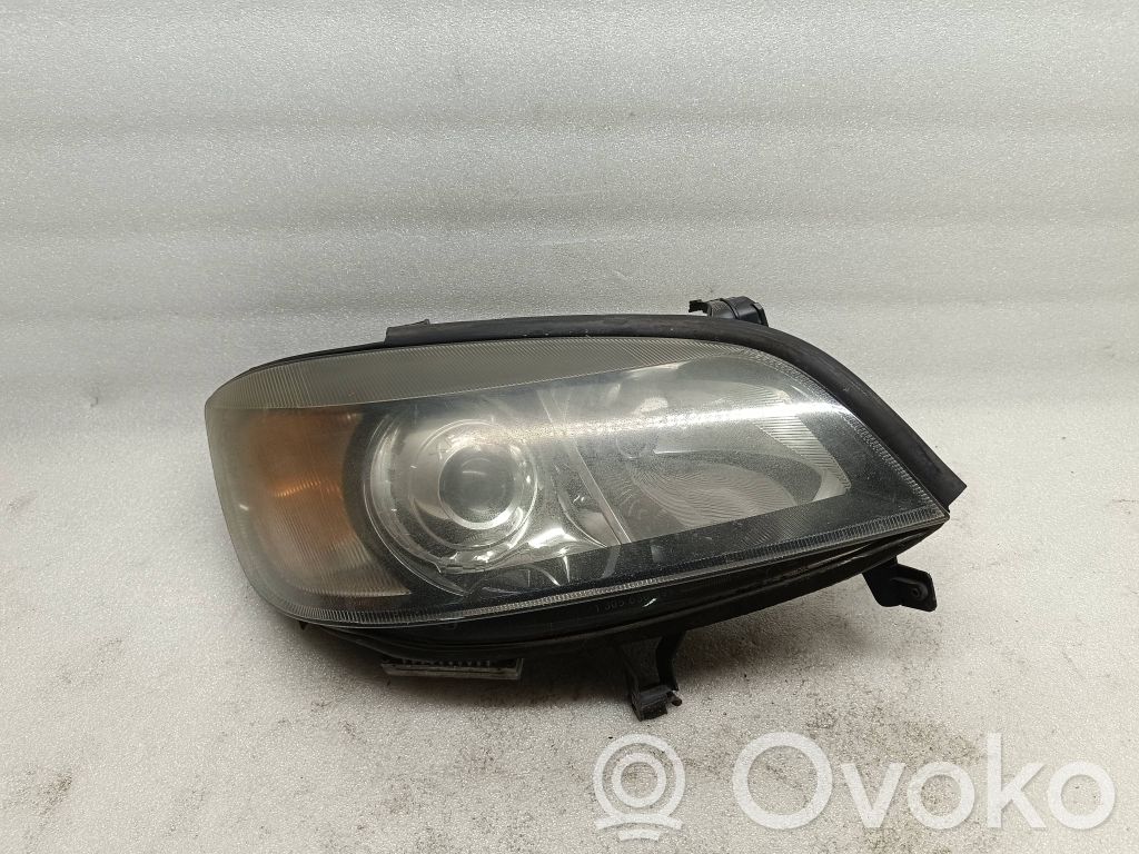 Opel Zafira A Lampa przednia 