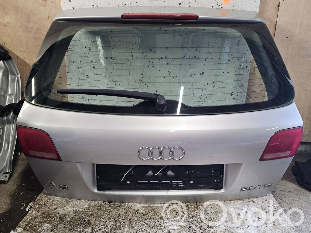 Tailgate/trunk/boot lid