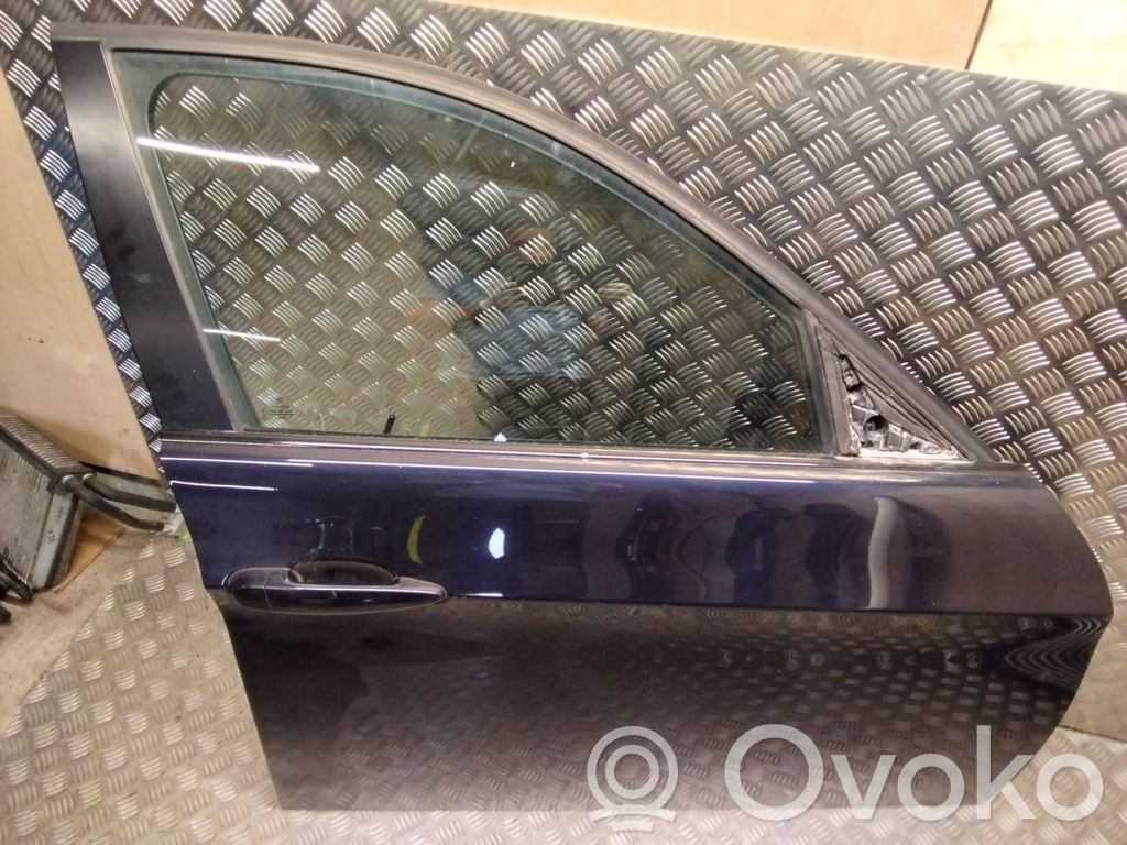 Porte avant