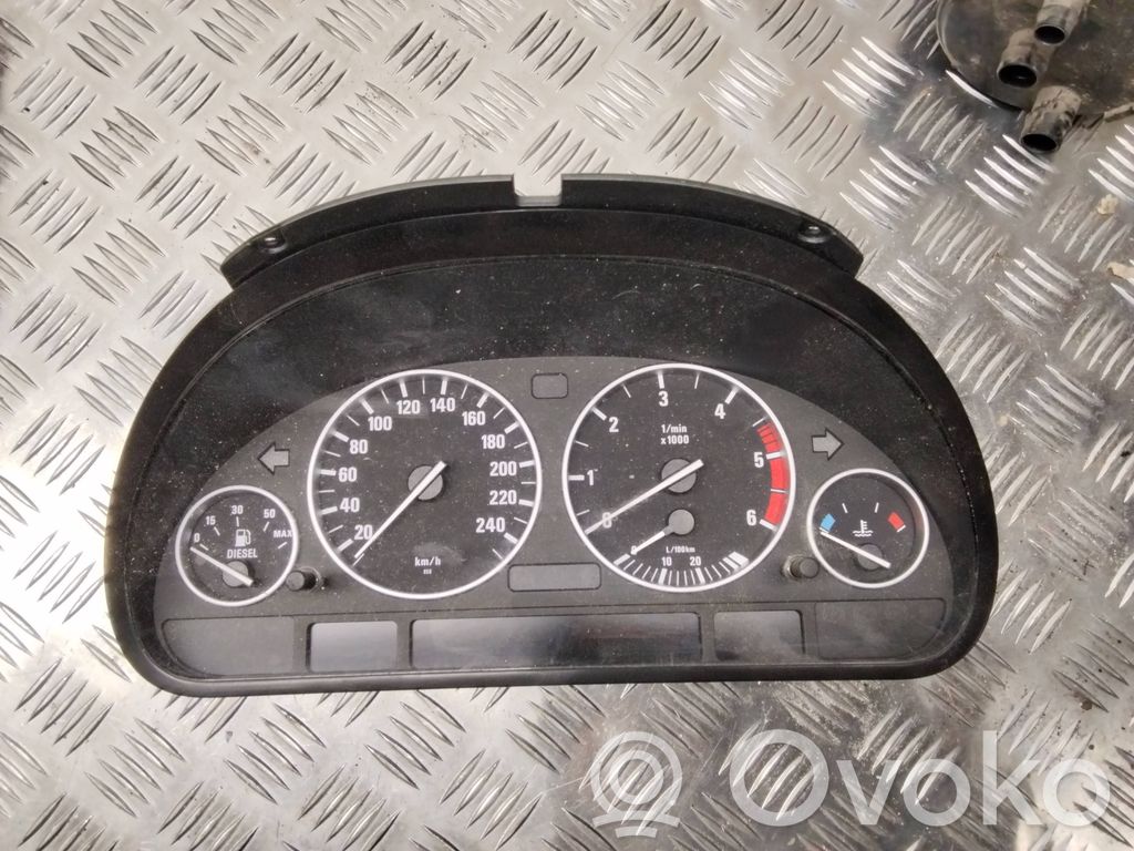 BMW 5 E39 Speedometer (instrument cluster) 