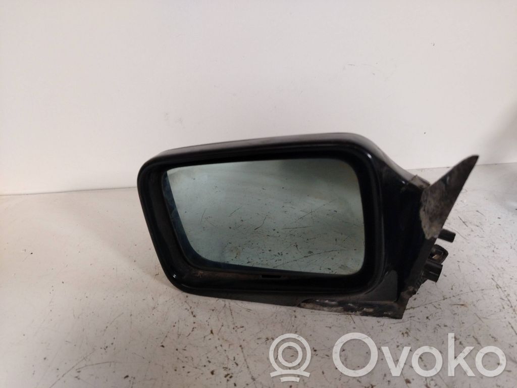 BMW 5 E34 Front door electric wing mirror 