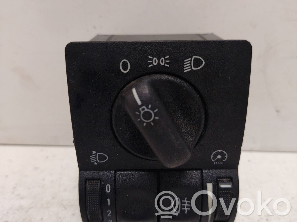 Opel Astra G Interruptor de luz 