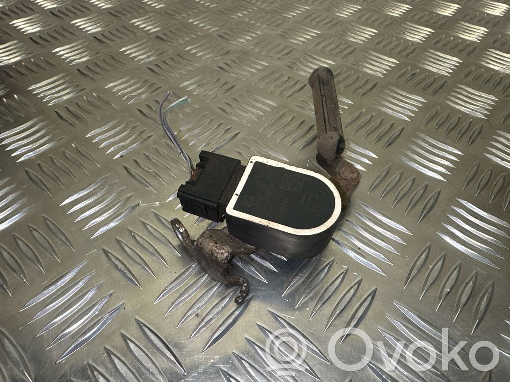 BMW 5 F10 F11 Sensor de altura del nivel de la suspensión neumática trasera 