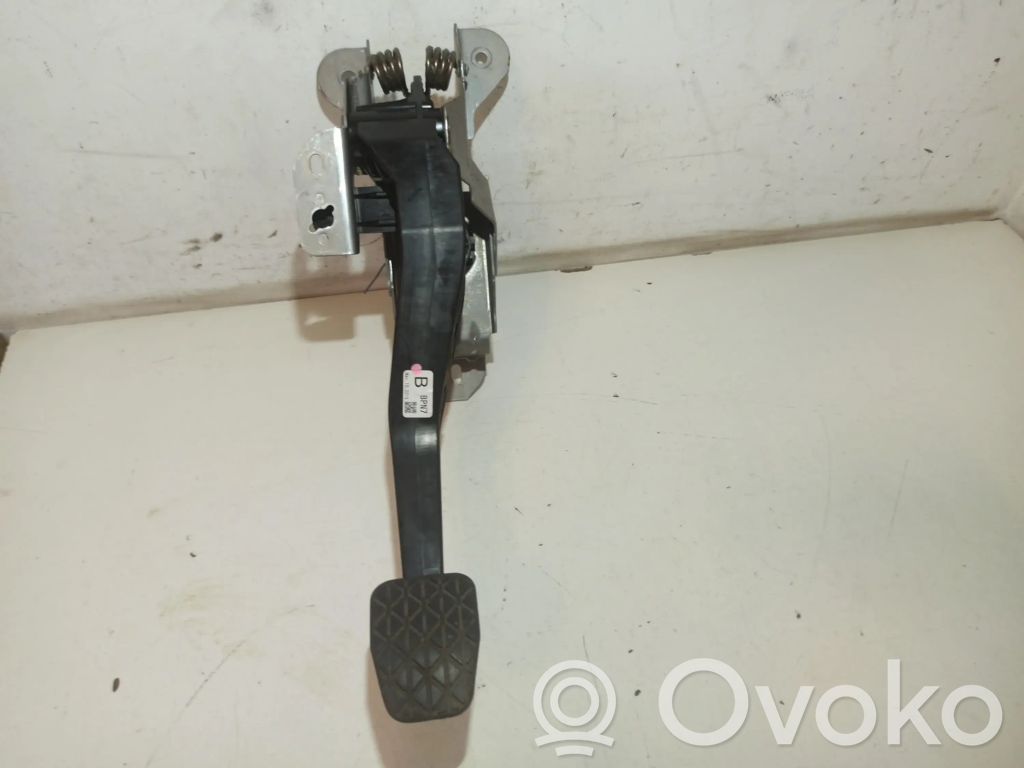 Педаль   BJS741300