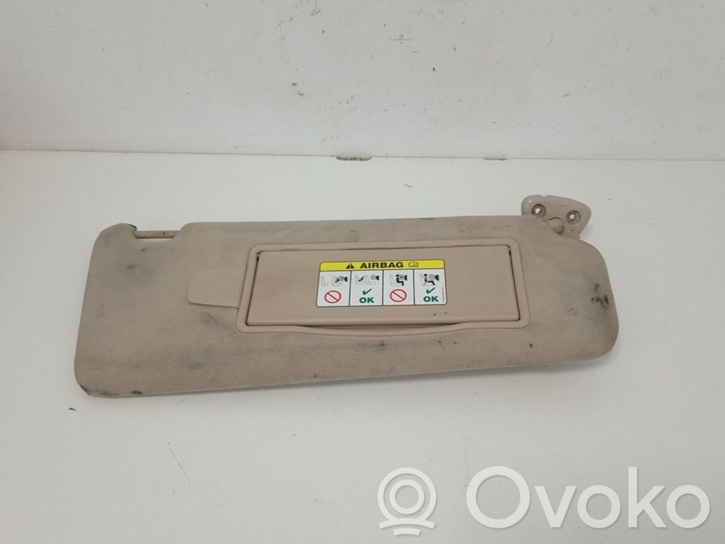 Sun visor clip/hook/bracket   8X23F04100WWW