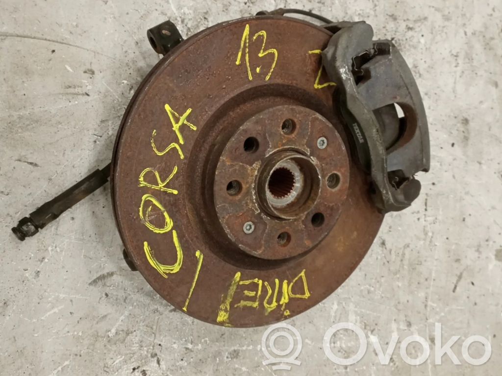 Front wheel hub