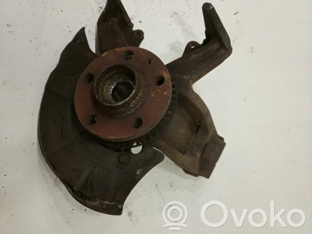 Volkswagen Golf IV Piasta koła przedniego 