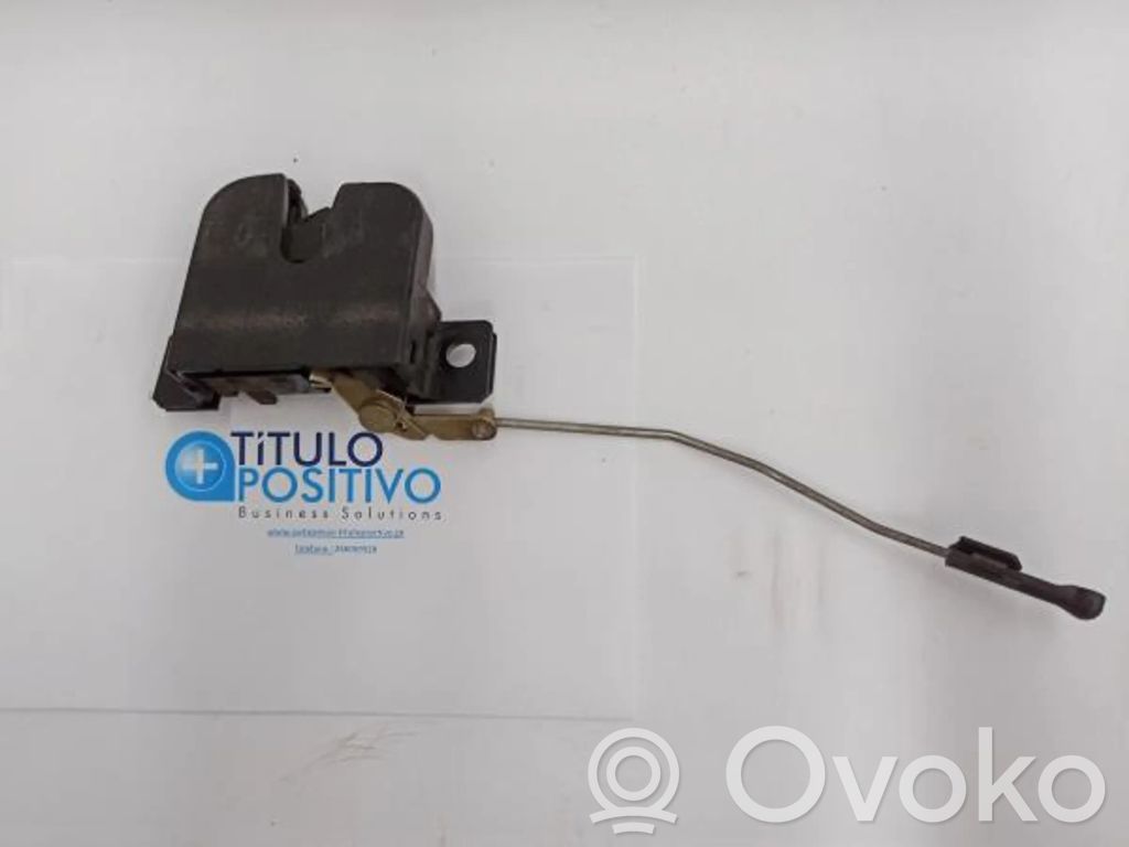 Tailgate exterior lock   3B9827505C