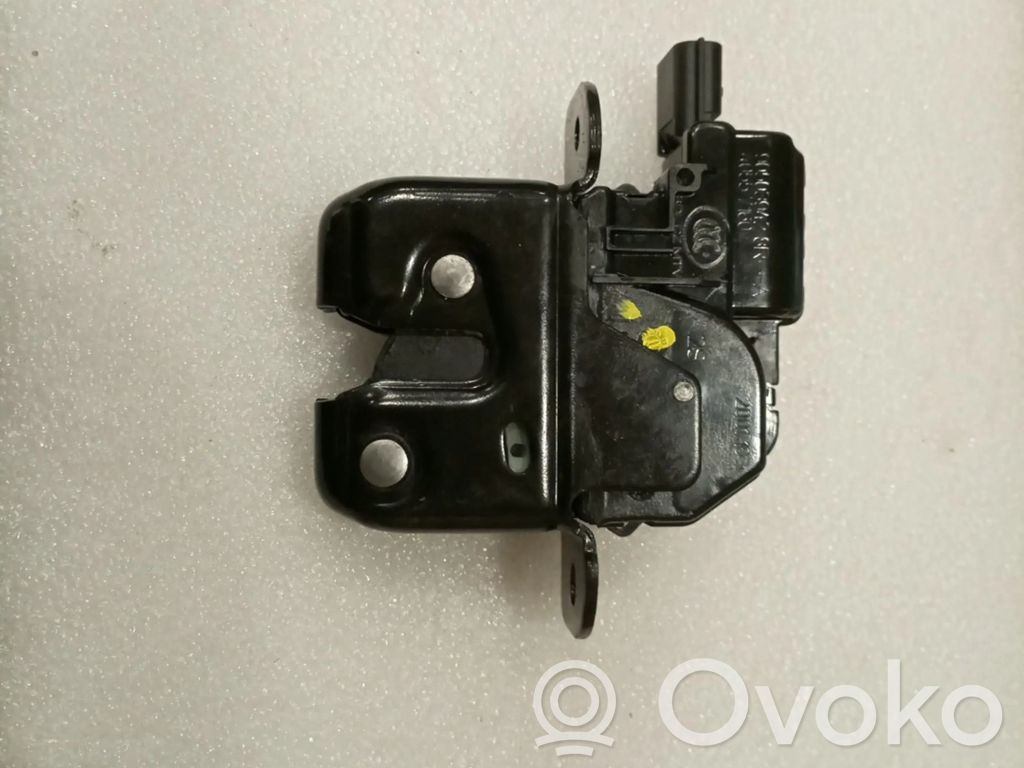 Renault Clio IV Aizmugurējā pārsega slēdzene (ārpusē) 