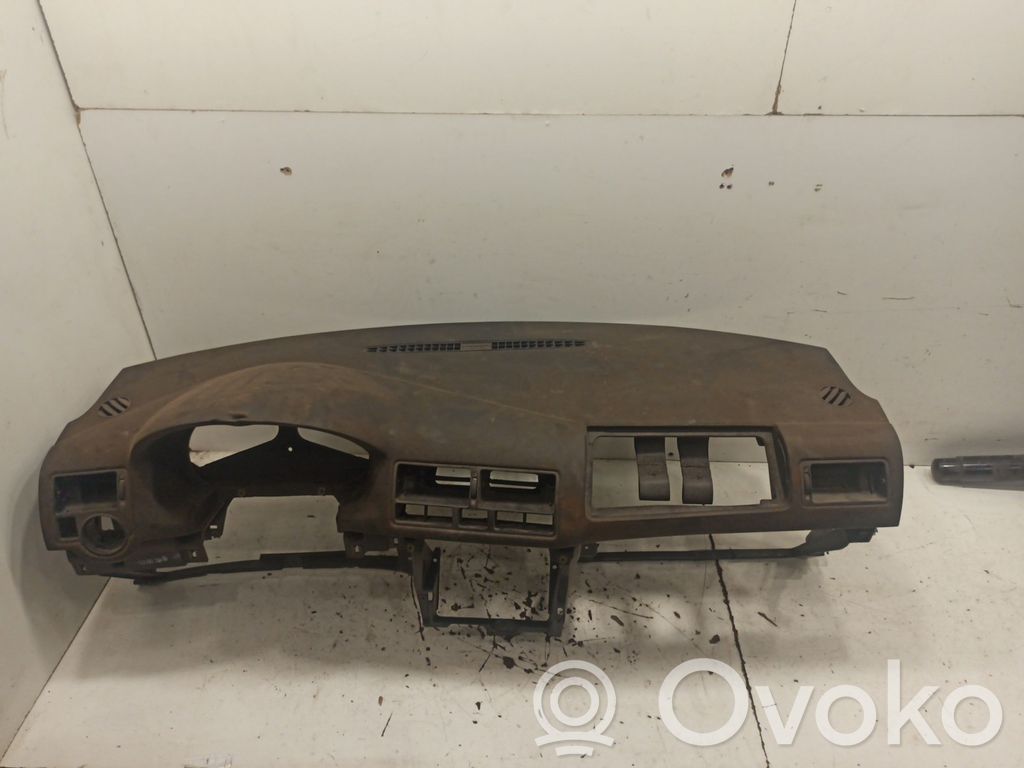 Dashboard   1J1857181A