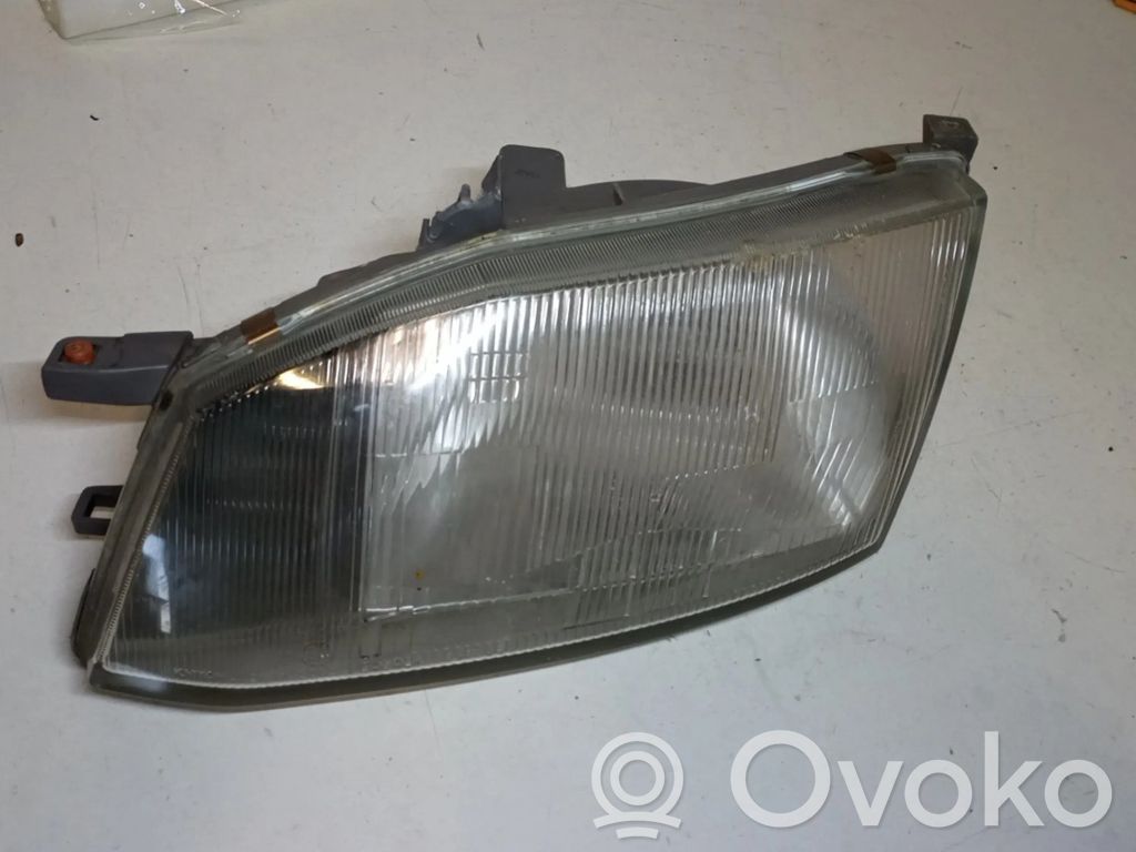 Hyundai Accent Headlight/headlamp 