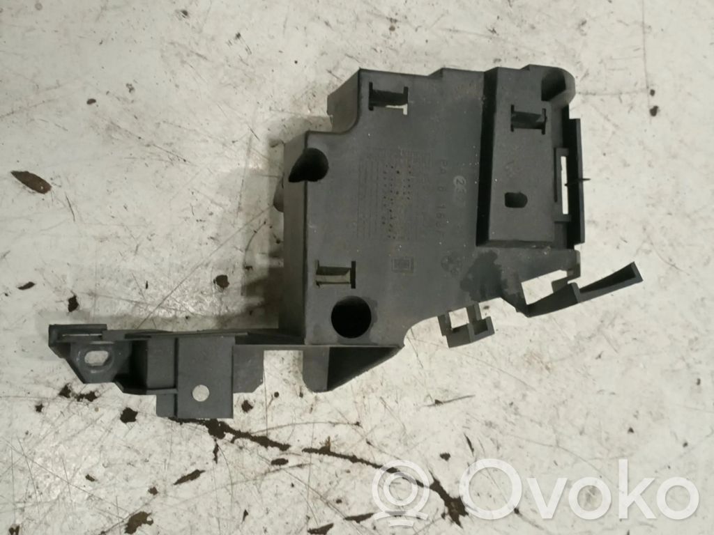 Geschwindigkeitsmesser Cockpit   8237134