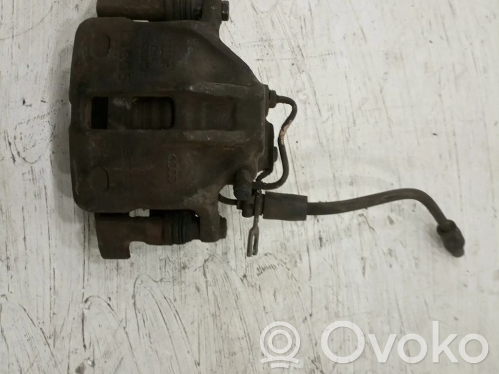 Audi A4 S4 B5 8D Etujarrusatula 