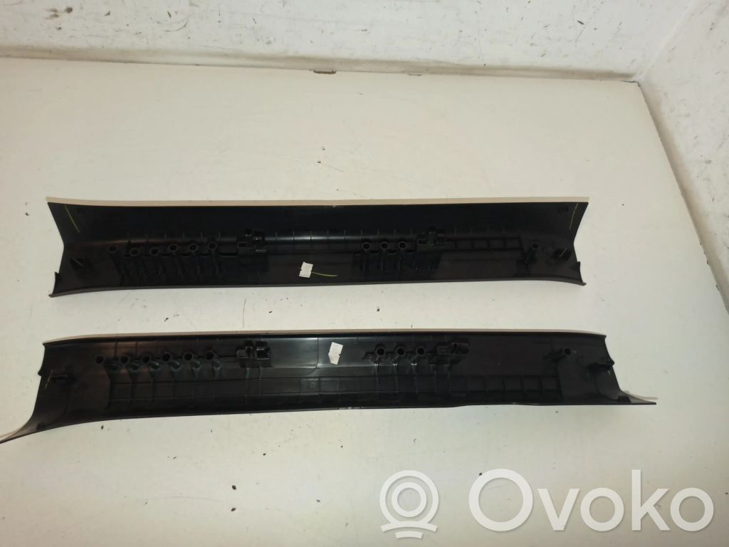 Mazda 3 III Panel lateral trasero 