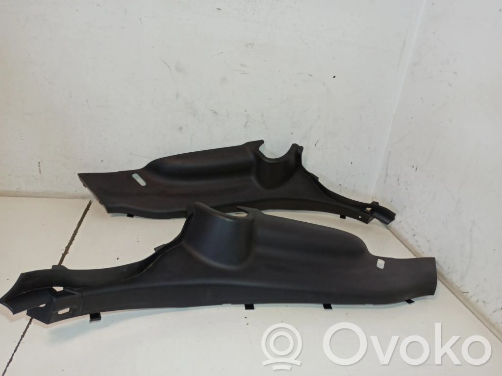Mazda 3 III Panel lateral trasero 