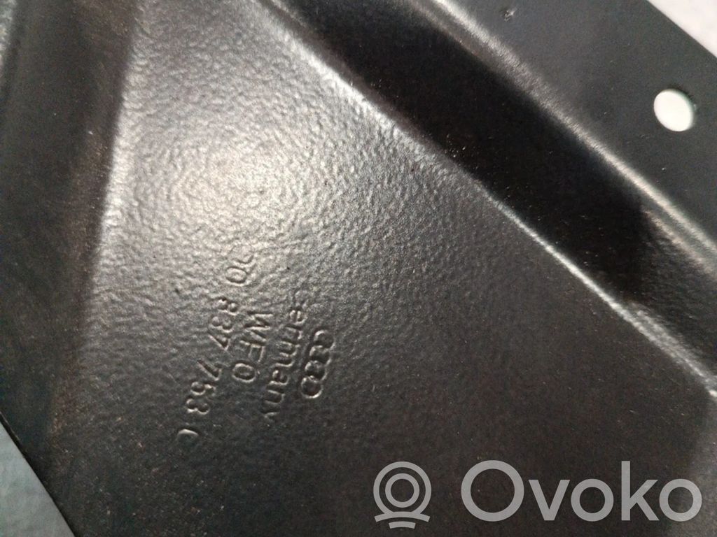 Priekinės durys   8D0837397,8D0837753C
