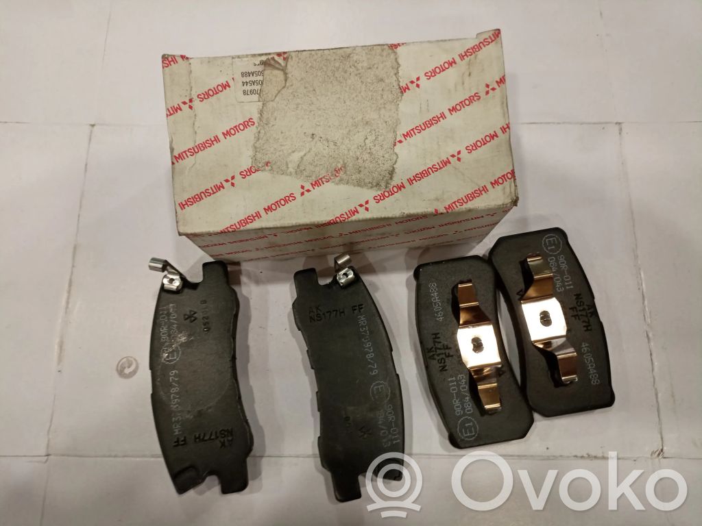 Cubo de rueda delantera   4605A502,16UNIDADES
