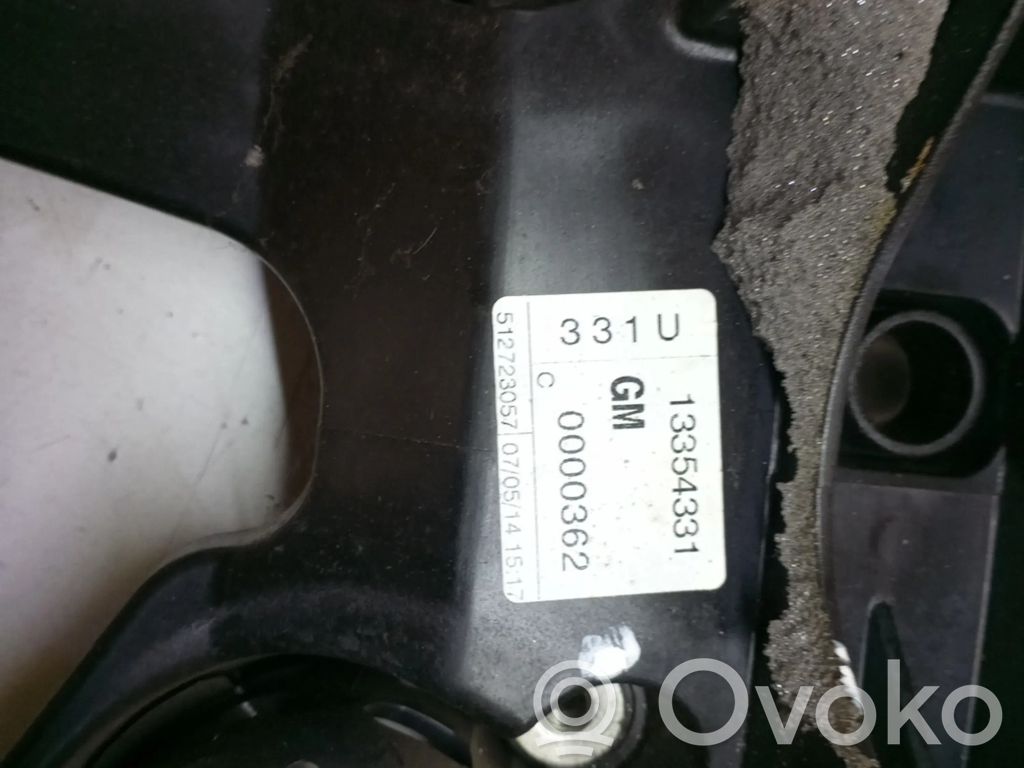 Opel Astra J Педаль 