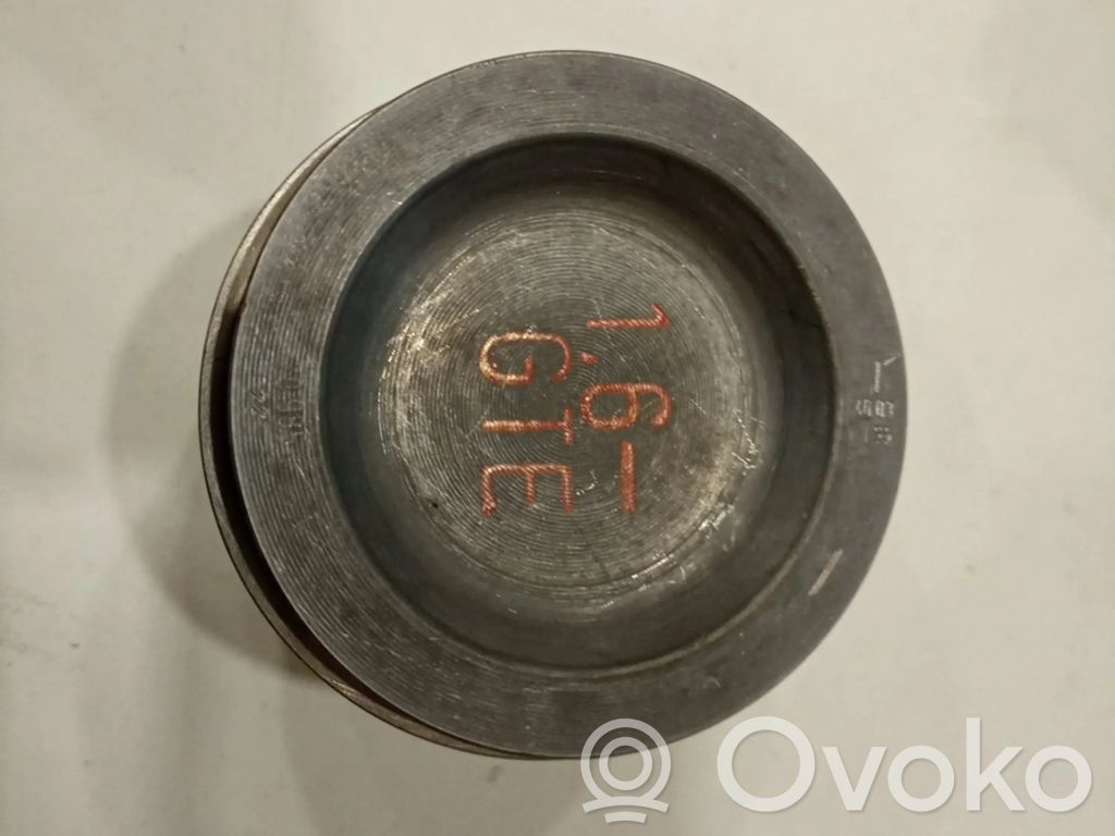Volkswagen PASSAT B2 Motor 