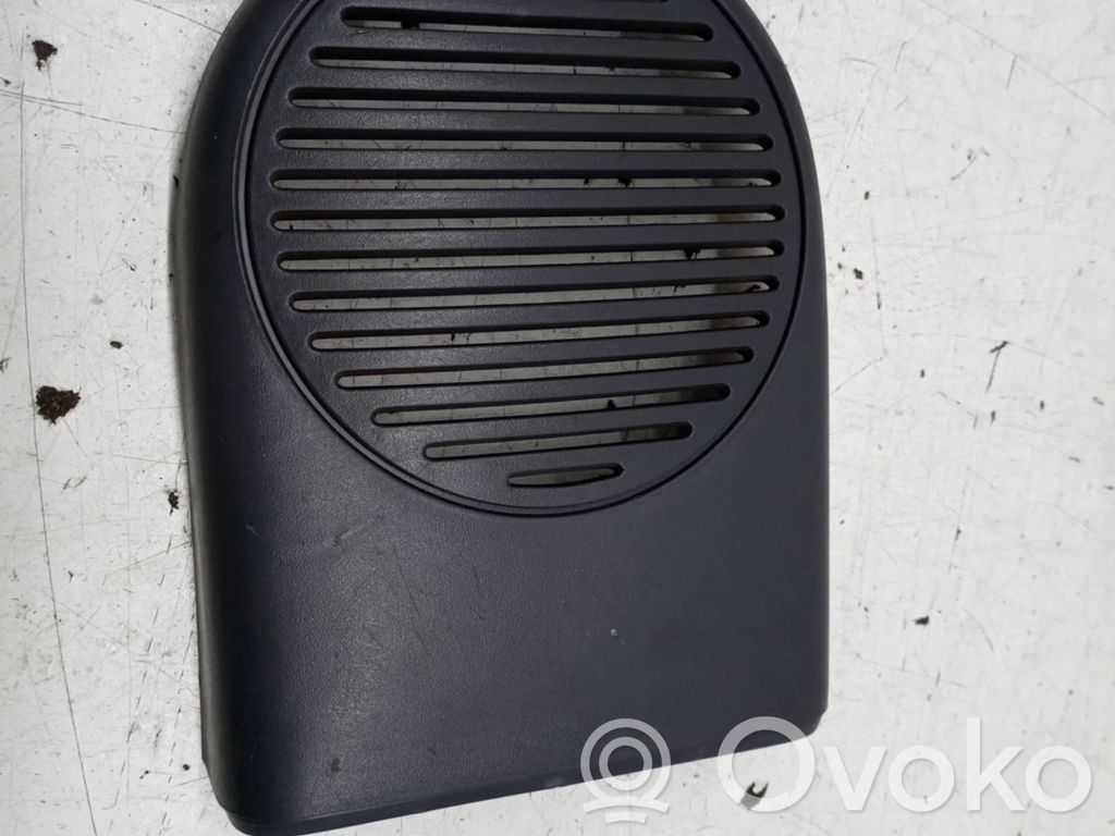 Renault Clio II Обшивка передней двери 