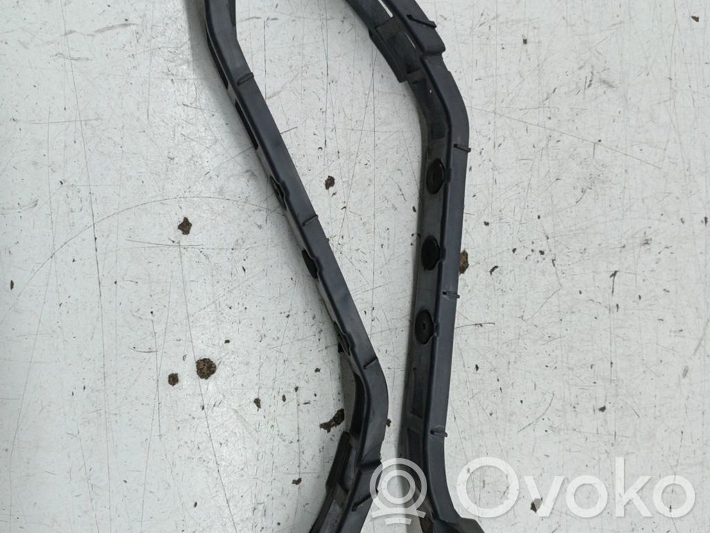 Parachoques delantero   93330081,93330082,ESQUERDOEDIREITO,TRASEIRO