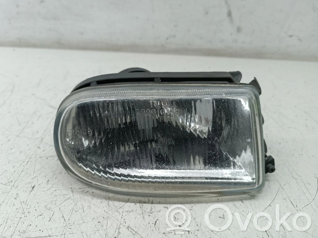 Front fog light   E9020023,ESQUERDO