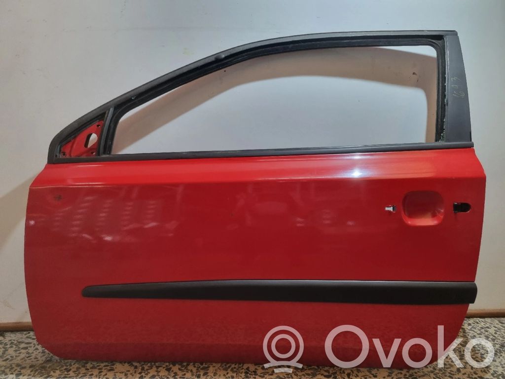 Priekinės durys   R202315378