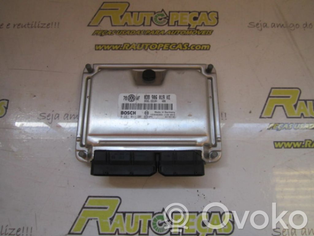 Unidad de control/módulo del motor   0281011201,038906019KE,R136850