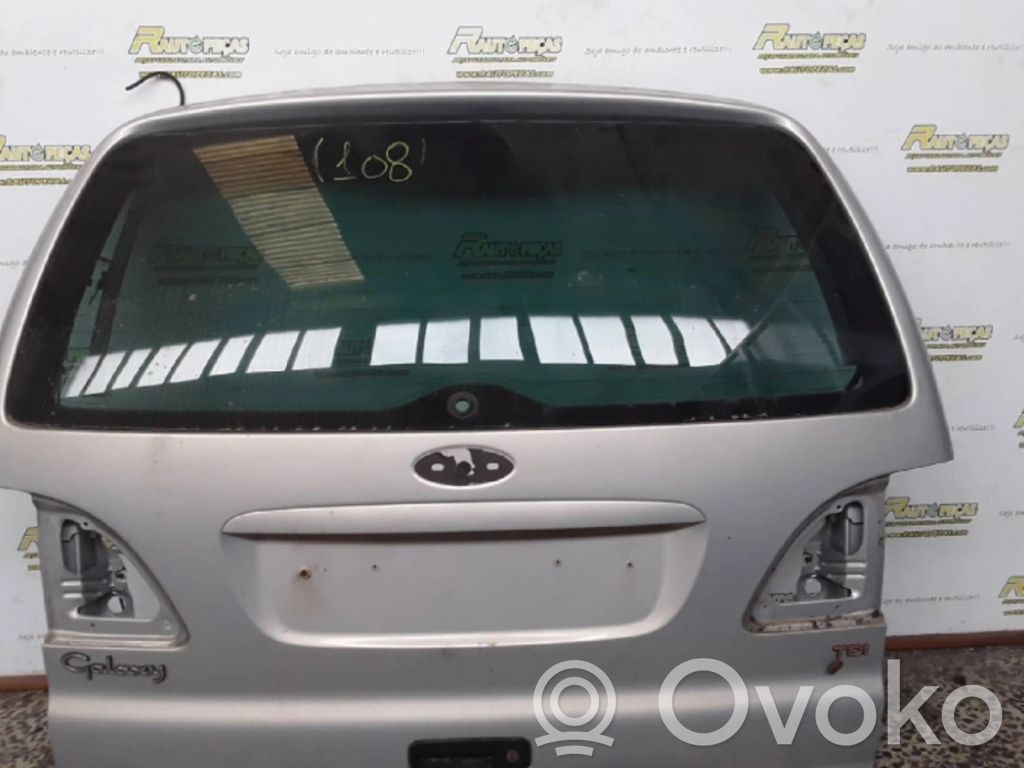 Tailgate/trunk/boot lid   R141065