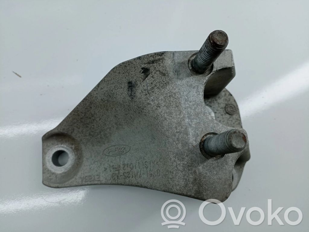 Moottorin kiinnikekorvake   8V517M125AB