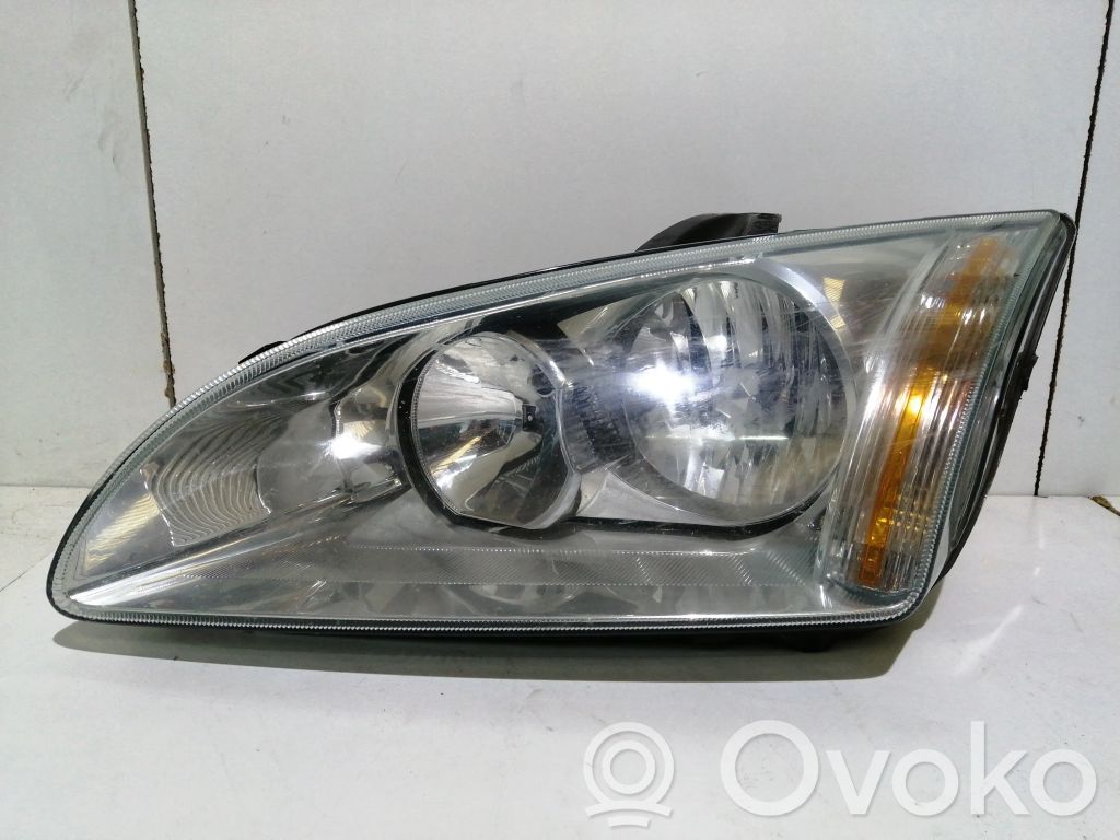 Ford Focus Scheinwerfer 