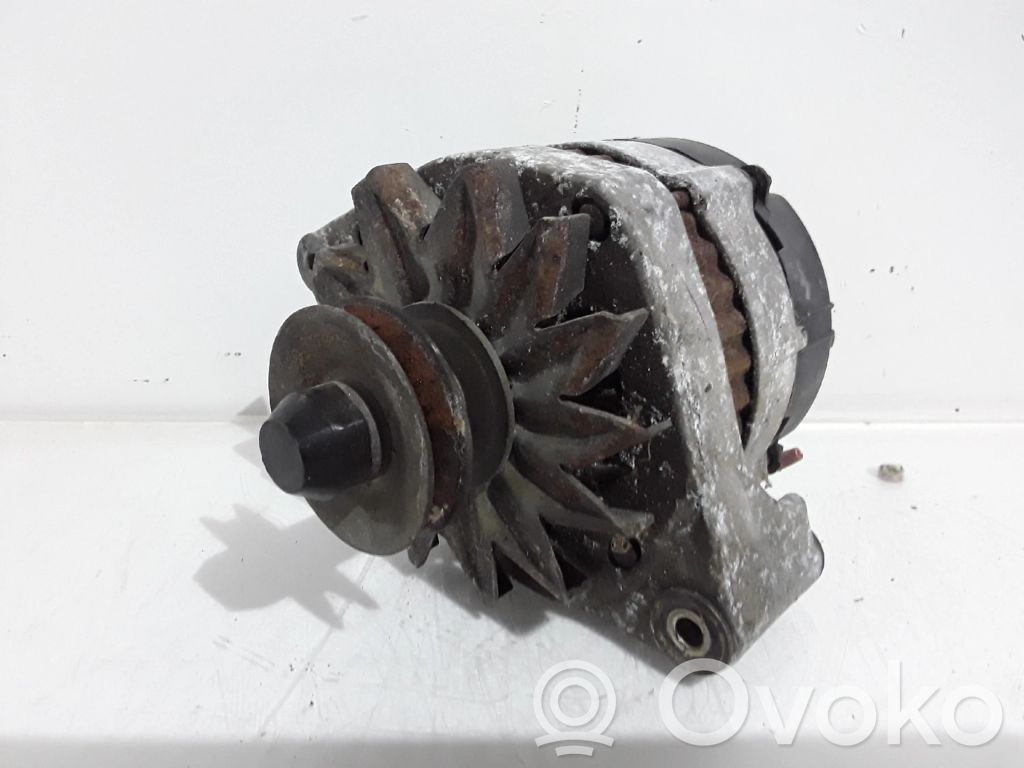 Renault 9 Ģenerators 
